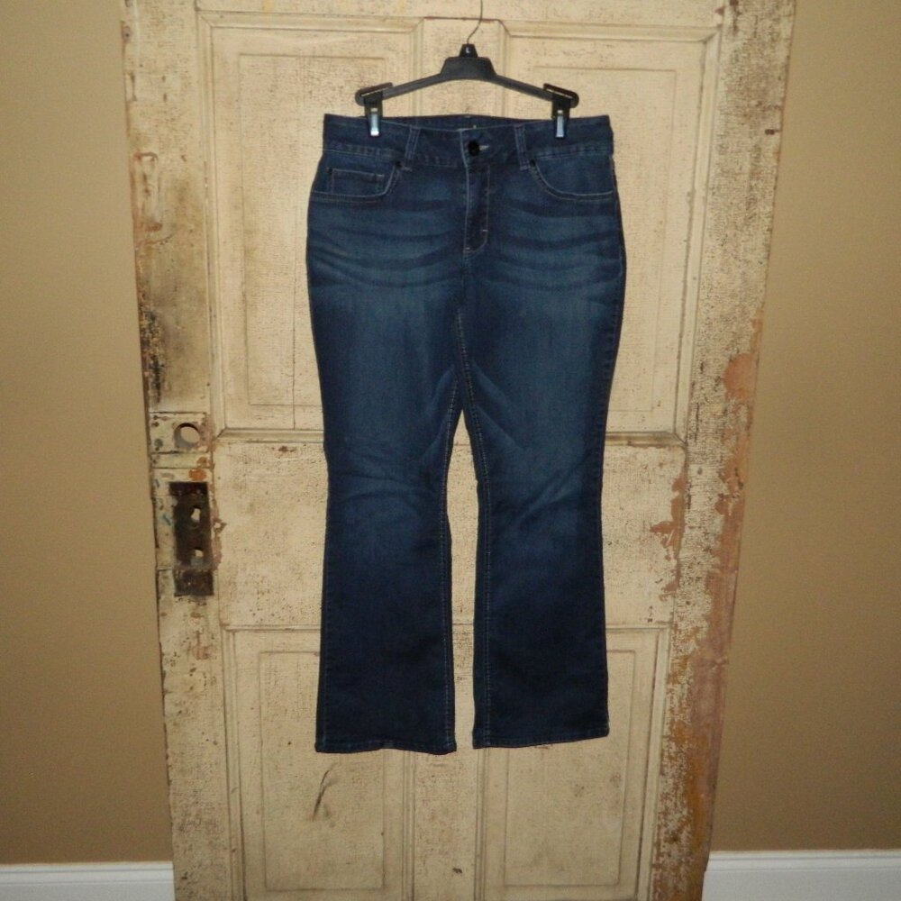 Riders by Lee Mid Rise Boot Cut Jeans Womens Size 12P (F-52)